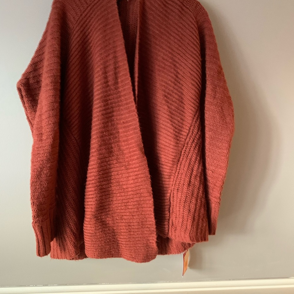 Sweater - Picture 3 of 5